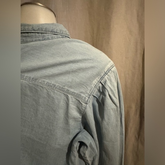 Levi’s vintage boxy, demin Jean shirt, blouse, button up size large - Picture 4 of 9